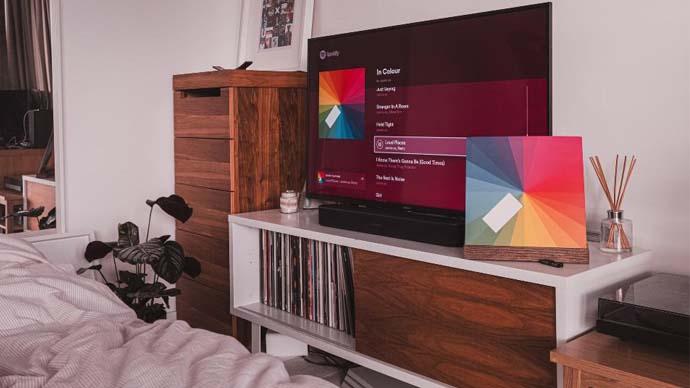 Wooden Laminate With Cabinets